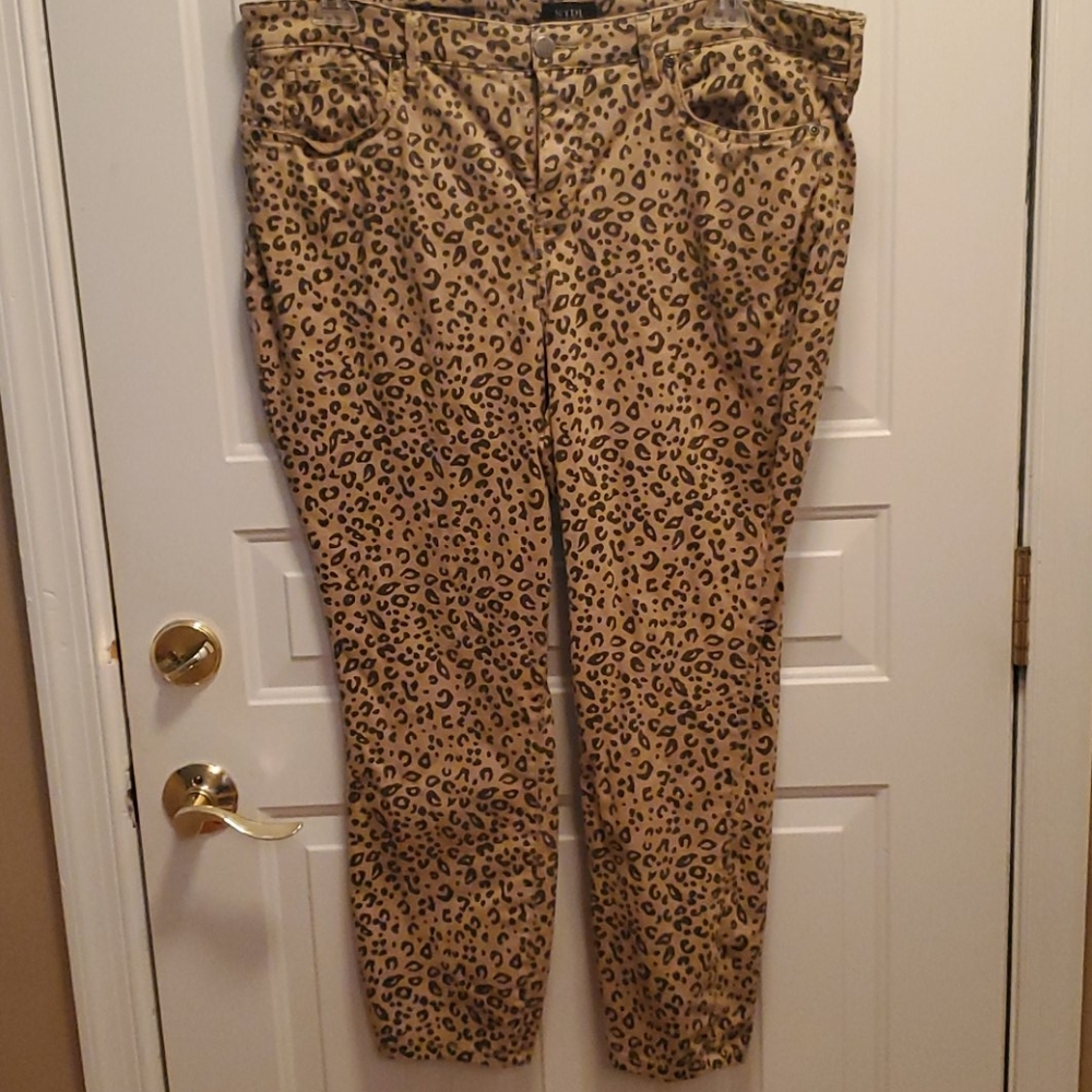 NYDJ ankle hi-waisted skinny jeans- Size 18
